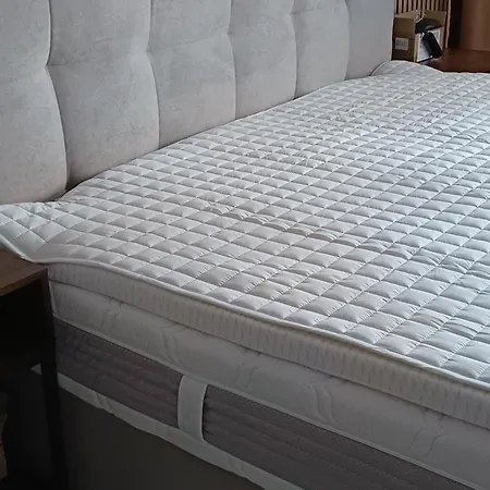 One Mile To The Center * 卡罗维发利